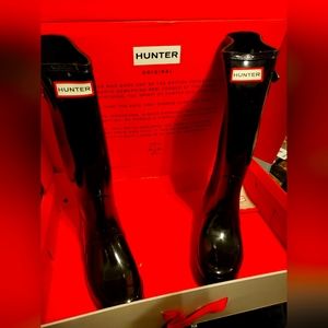 HUNTER BOOTS